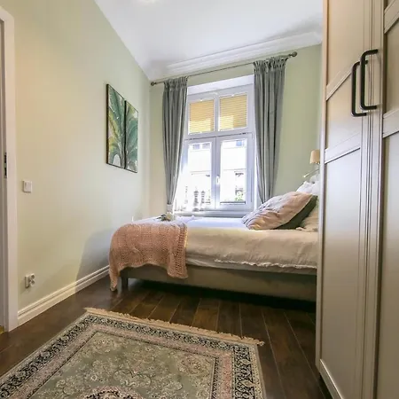 Mr.elegant - Old Town Luxurious Apartment